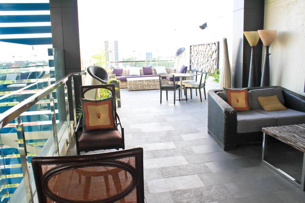 Azia Suites And Residences Cebu Exteriör bild